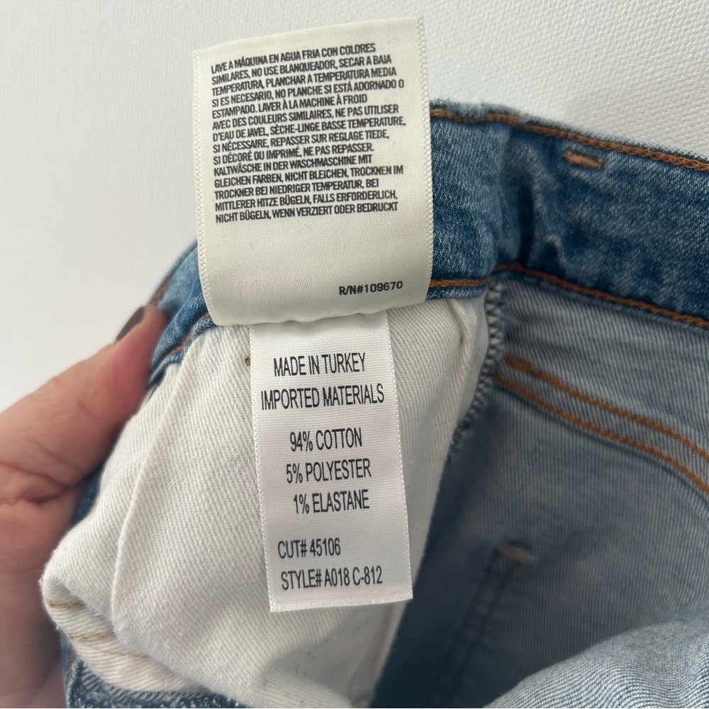 Agolde Sophie Denim Jeans High Rise Cropped Raw Hem Destruct Blue Womens Size 27 - Picture 16 of 16